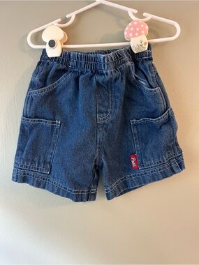 Vintage Winnie the Pooh Shorts